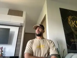 Xlovecam Adult Webcam of JordanPhillip