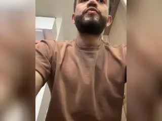 Xlovecam Free Porn Cam of JordanPhillip