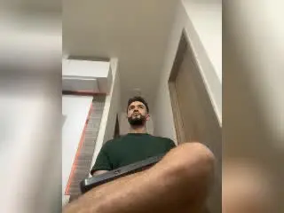 Xlovecam Free Live Porn of JordanPhillip
