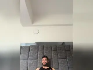 Xlovecam Live Porn of JordanPhillip