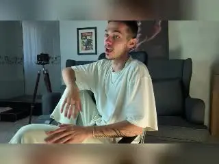 Xlovecam Watch Live Sex Cams of KaydenDrew