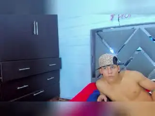 Xlovecam Watch Live Sex Cams of EndlessTwo