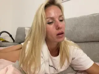 Xlovecam Sex Chat of SandraSwweet