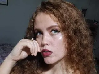 Xlovecam Live Sex Cam of MiaSweetty69