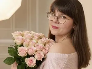 Xlovecam Sex Chat of Tilliana