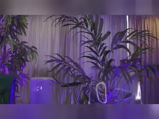 Xlovecam Nude Webcam of RamiraRowa