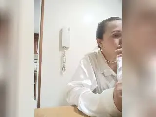 Xlovecam Live Sex of AdelaShery