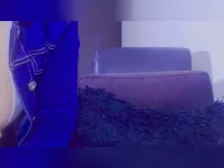 Xlovecam Adult Webcam of MissGilliSquirty