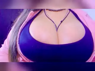Xlovecam Sex Cam of MissGilliSquirty