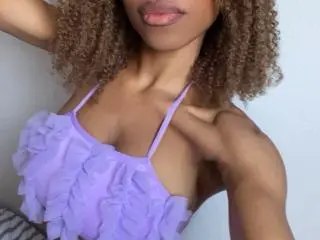 Xlovecam Live Sex of Ninah69