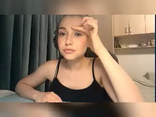 Xlovecam Live Sex Cam of SalinaLabauve