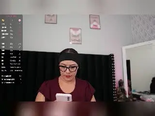 Xlovecam Watch Live Sex Cams of HotLatinaLover