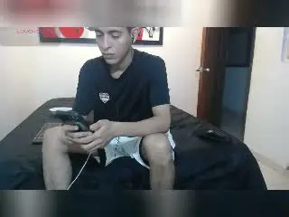 Xlovecam Free Porn Cam of AndressDean