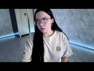 Xlovecam Live Porn of GhislaineKoplin