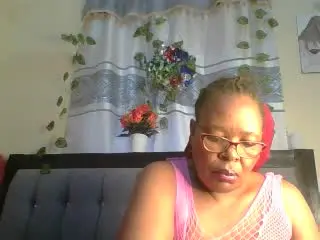 Xlovecam Free Live Porn of HeavyAss69