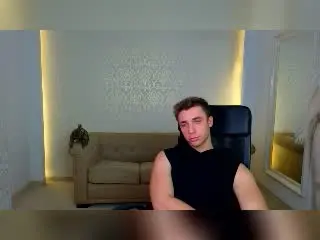 Xlovecam Live Sex of KellenWest