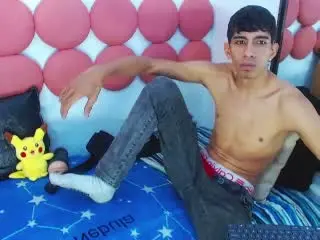 Xlovecam Private Sex Chat of DrakeJack