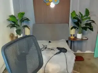 Xlovecam Free Live Porn of LeenaLei