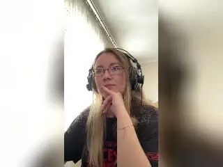 Xlovecam Best live sex cam show of Meeranda