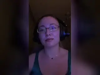 Xlovecam Watch Live Sex Cams of Meeranda