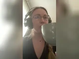 Xlovecam Sex Cam of Meeranda