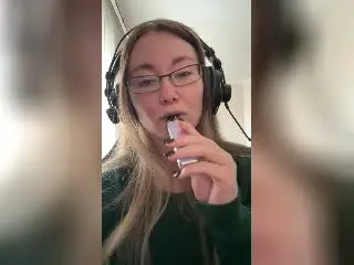 Xlovecam Sex Cam of Meeranda