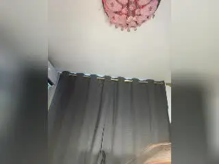 Xlovecam Best Webcam of SofieWhite