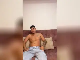 Xlovecam Free Live Porn of MaryAndy