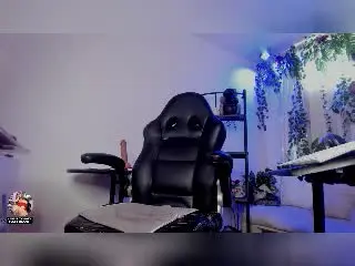 Xlovecam Nude Webcam of KarolElegance