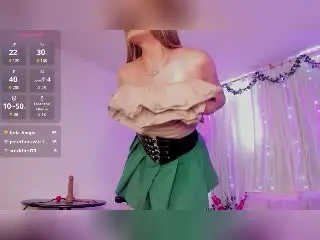 Xlovecam Free Live Porn of KarolElegance