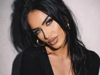 Xlovecam Private Sex Chat of RubyConner