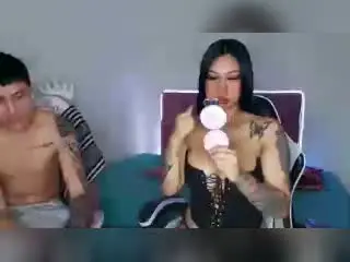 Xlovecam Nude Webcam of KathyAndZac