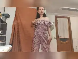 Xlovecam Sex Chat of CheryLessly