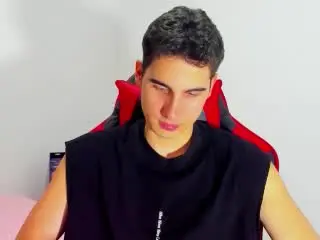 Xlovecam Best live sex cam show of Ryanlevys