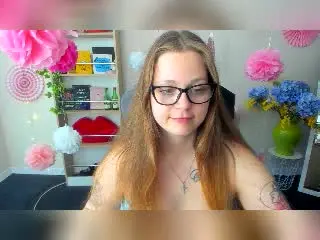Xlovecam Free Porn Cam of KarKutie