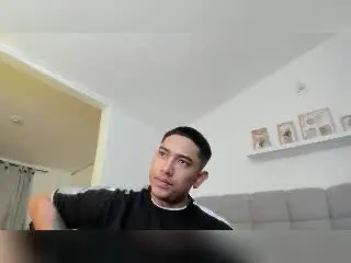 Xlovecam Private Sex Chat of EroticXSins