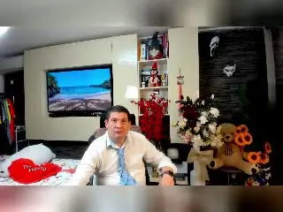 Xlovecam Private Sex Chat of CrisSalon