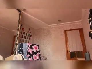 Xlovecam Sex Chat of CheliaFloerke