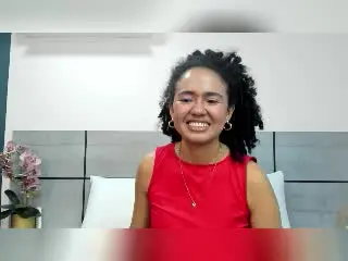 Xlovecam Watch Live Sex Cams of KirasPell