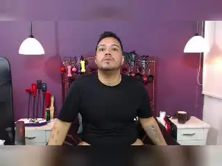 Xlovecam Private Sex Chat of StevenHills