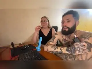 Xlovecam Live Porn of MikeAndAnna