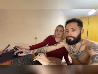 Xlovecam Live Porn of MikeAndAnna