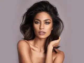 Xlovecam Sex Cam of UnforgetableAnna