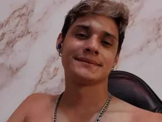 Xlovecam Adult Webcams of ElFlaquitoo