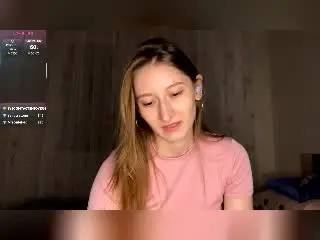Xlovecam Live Sex Cam of GwynBartell