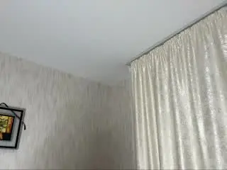 Xlovecam Adult Webcam of LauriceWesberry