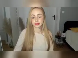 Xlovecam Private Sex Chat of CoralieFlower