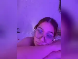 Xlovecam Free Live Porn of ElodieGardner