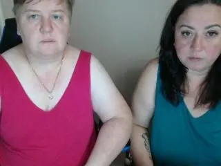 Xlovecam Adult Webcam of MollyAndJane