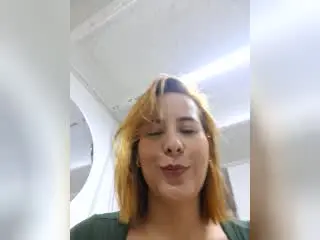 Xlovecam Watch Live Sex Cams of SaritaVelez